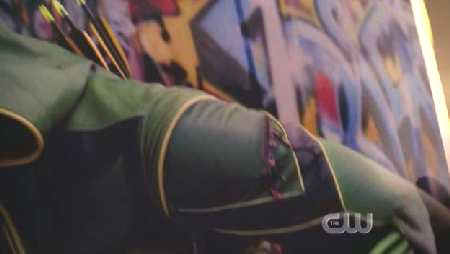 SMALLVILLE 6x10 HYDRO
