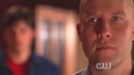SMALLVILLE 6x10 HYDRO