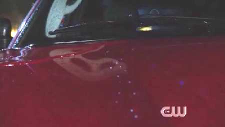 SMALLVILLE 6x10 HYDRO