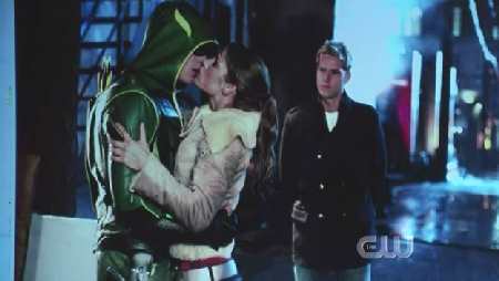 SMALLVILLE 6x10 HYDRO
