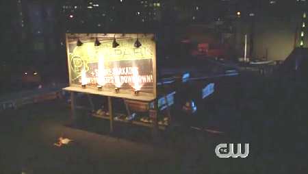SMALLVILLE 6x4 ARROW