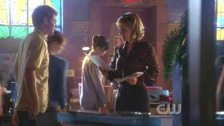 SMALLVILLE 6x6 FALLOUT