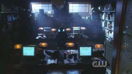 SMALLVILLE 6x6 FALLOUT