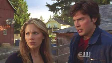 SMALLVILLE 6x6 FALLOUT