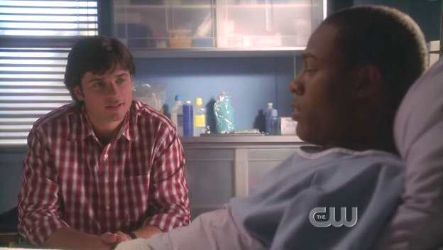 SMALLVILLE 6x6 FALLOUT