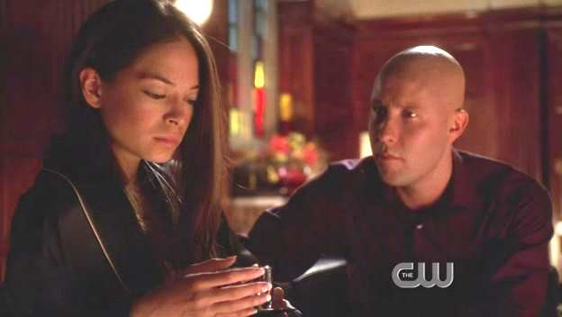 SMALLVILLE 6x6 FALLOUT