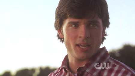 SMALLVILLE 6x6 FALLOUT
