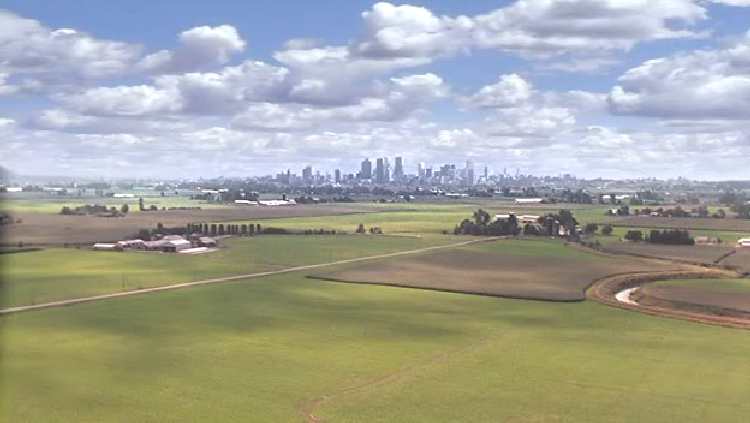 METROPOLIS VISTO DESDE SMALLVILLE